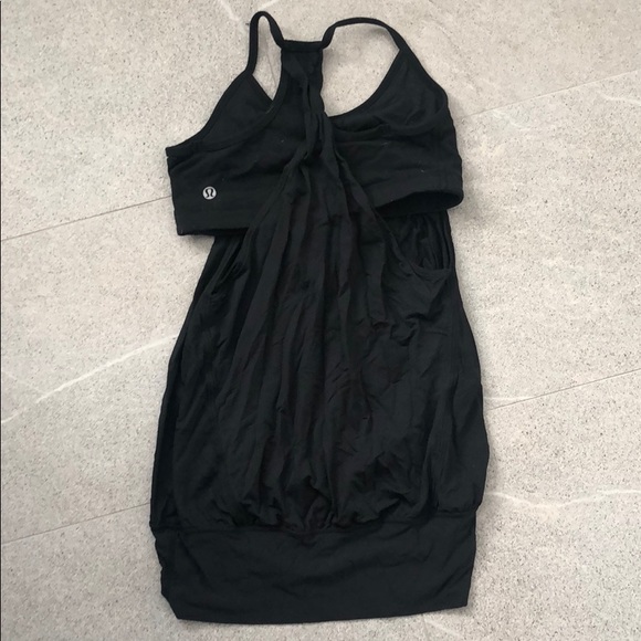 Side cut out lululemon bra top size 4 - Picture 2 of 3